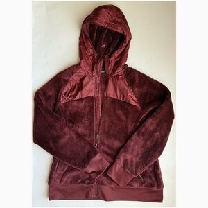 The North Face Women’s Burgundy Fleece Zip-Up Jacket - Size Large (Used)